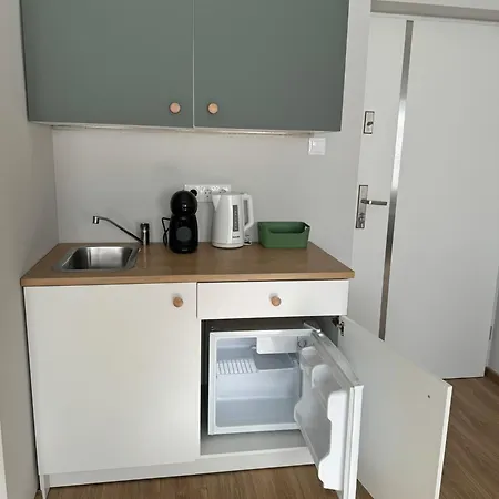 Kastelykert Vendeghaz Hotel apartamentowy Tata