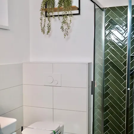 Kastélykert Apart-hotel Tata