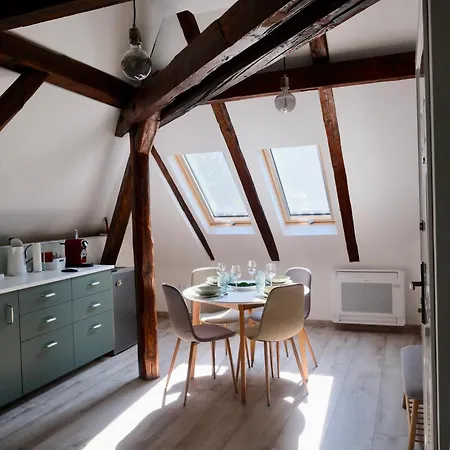 Kastelykert Vendeghaz Appart hôtel *