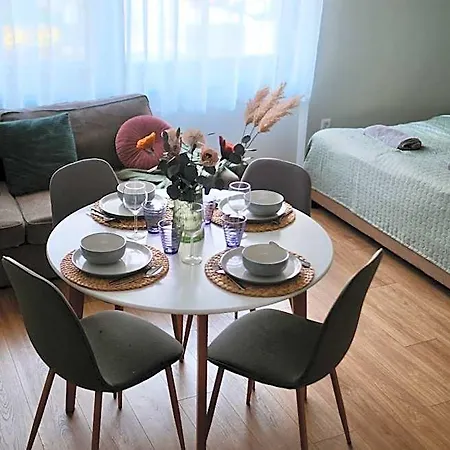 Apartmanhotel Kastélykert 3*