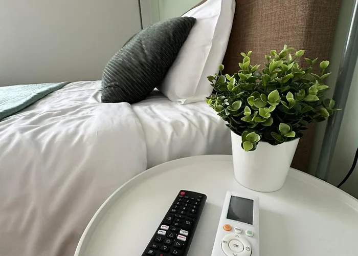 Kastelykert Vendeghaz Hotel apartamentowy Tata