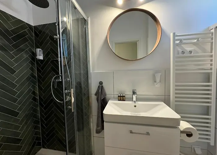 Kastelykert Vendeghaz Hotel apartamentowy Tata