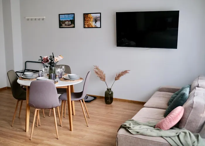 Hotel apartamentowy Kastelykert Vendeghaz Tata