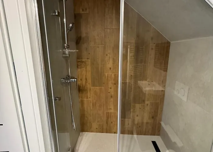Hotel apartamentowy Kastelykert Vendeghaz Tata